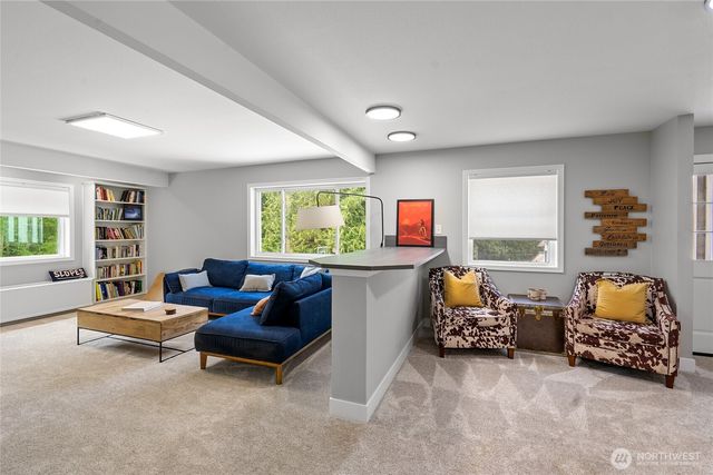 9300 86th Avenue NW, Gig Harbor, WA 98332
