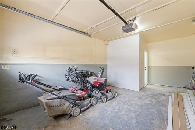 35 Montclair Ave, Clifton City, NJ 07011