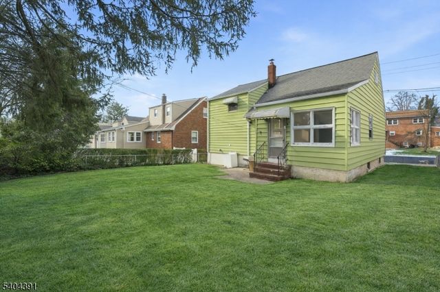 35 Montclair Ave, Clifton City, NJ 07011