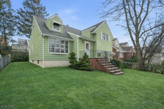 35 Montclair Ave, Clifton City, NJ 07011