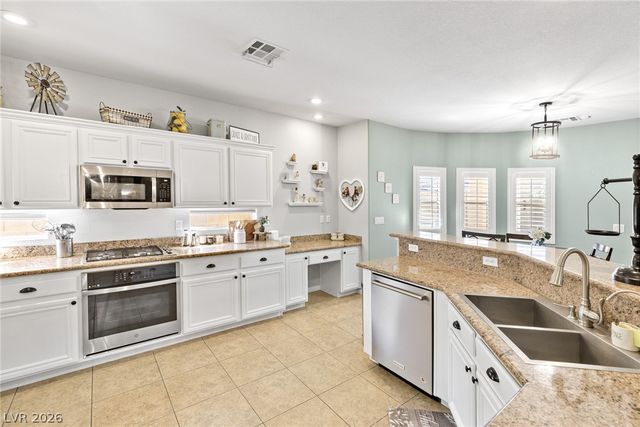 9713 Paso Fino Street, Las Vegas, NV 89143