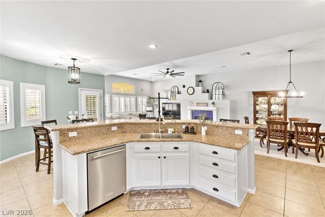 9713 Paso Fino Street, Las Vegas, NV 89143