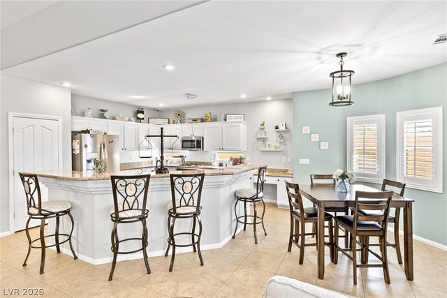 9713 Paso Fino Street, Las Vegas, NV 89143