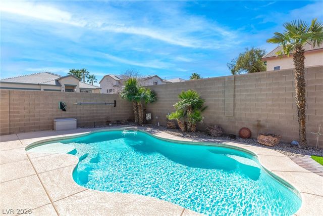 9713 Paso Fino Street, Las Vegas, NV 89143
