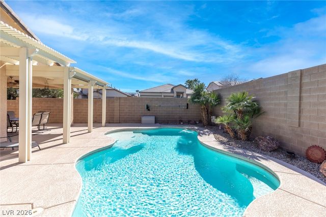 9713 Paso Fino Street, Las Vegas, NV 89143