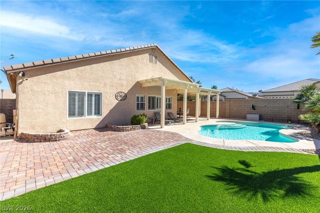 9713 Paso Fino Street, Las Vegas, NV 89143