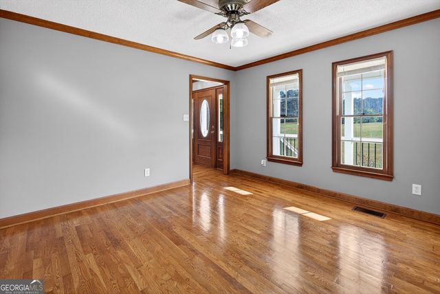 105 Crabtree Road, Griffin, GA 30223