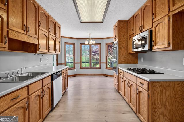 105 Crabtree Road, Griffin, GA 30223
