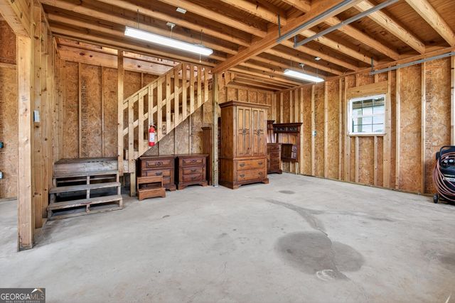 105 Crabtree Road, Griffin, GA 30223