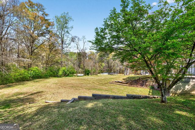 105 Crabtree Road, Griffin, GA 30223