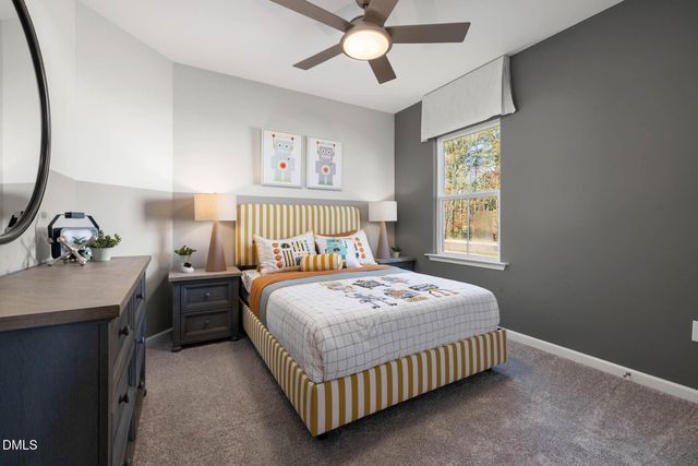 689 Fosterton Cottage Way, Raleigh, NC 27603