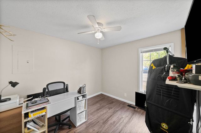 954 Crabapple Ct, Clarksville, TN 37040