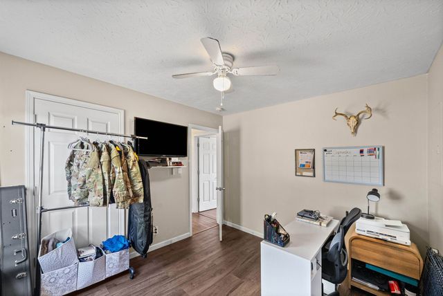 954 Crabapple Ct, Clarksville, TN 37040