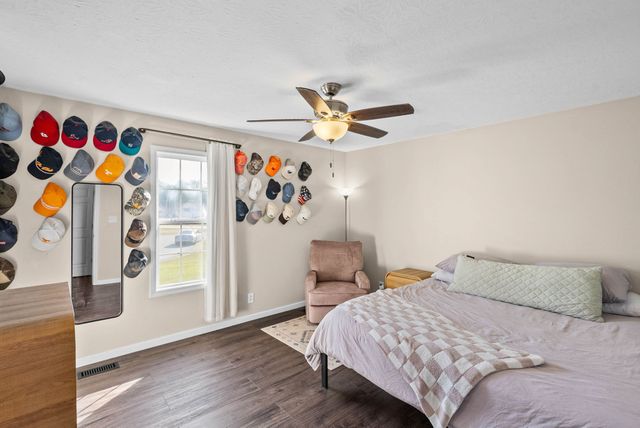 954 Crabapple Ct, Clarksville, TN 37040