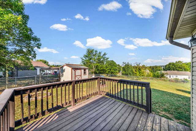 954 Crabapple Ct, Clarksville, TN 37040