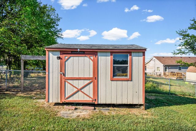 954 Crabapple Ct, Clarksville, TN 37040