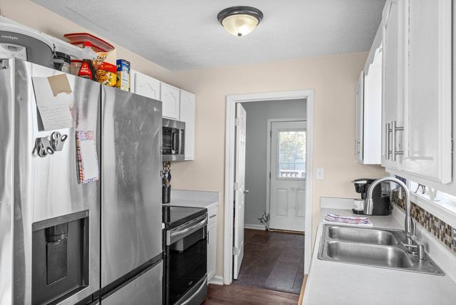 954 Crabapple Ct, Clarksville, TN 37040