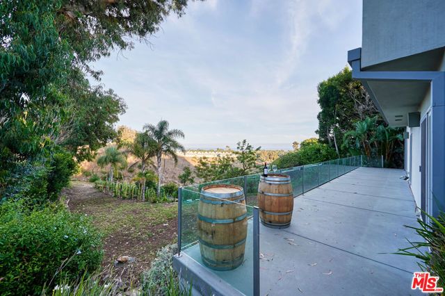 28907 Wight Road, Malibu, CA 90265