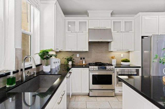 5886 Smoky Quartz Loop, San Jose, CA 95123