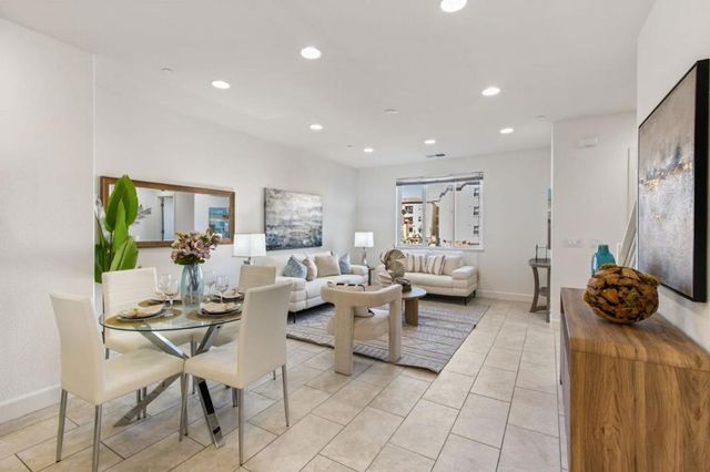 5886 Smoky Quartz Loop, San Jose, CA 95123