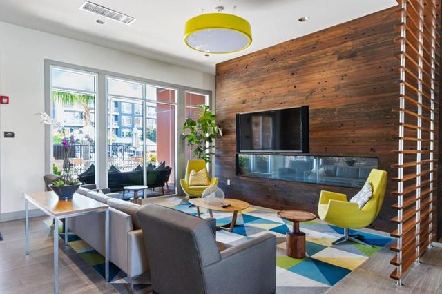 5886 Smoky Quartz Loop, San Jose, CA 95123