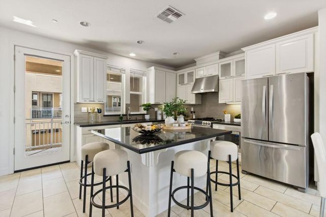 5886 Smoky Quartz Loop, San Jose, CA 95123