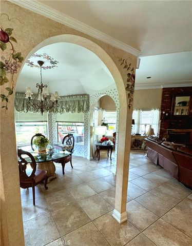 8804 Omeara Court, Bakersfield, CA 93311