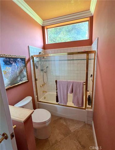 8804 Omeara Court, Bakersfield, CA 93311