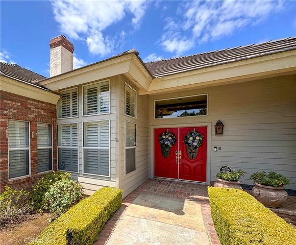 8804 Omeara Court, Bakersfield, CA 93311