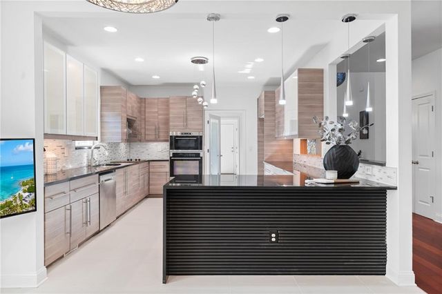 302 Summer Garden Drive, Marietta, GA 30064