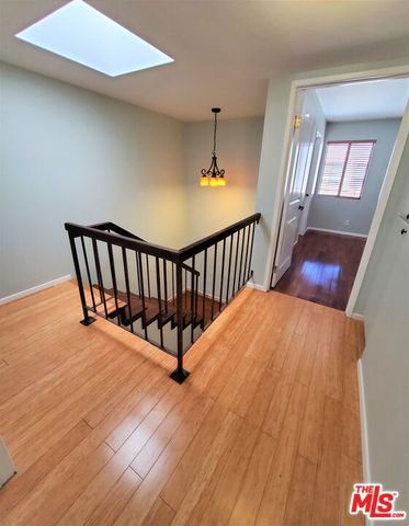 4365 Mclaughlin Avenue 18, Los Angeles, CA 90066