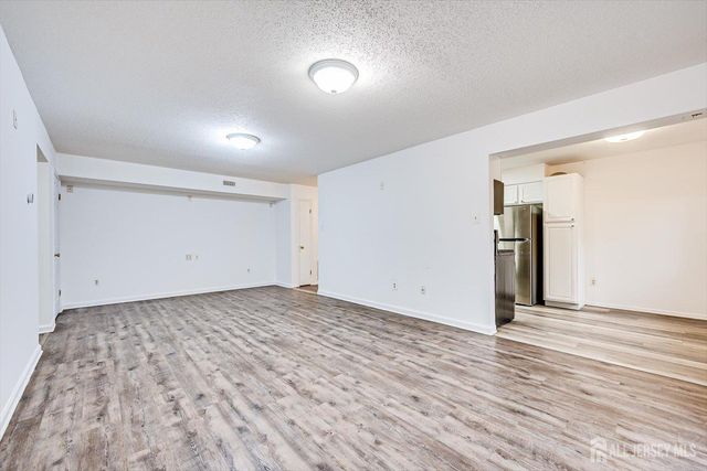 1116 Edison Glen Terrace, Edison, NJ 08837