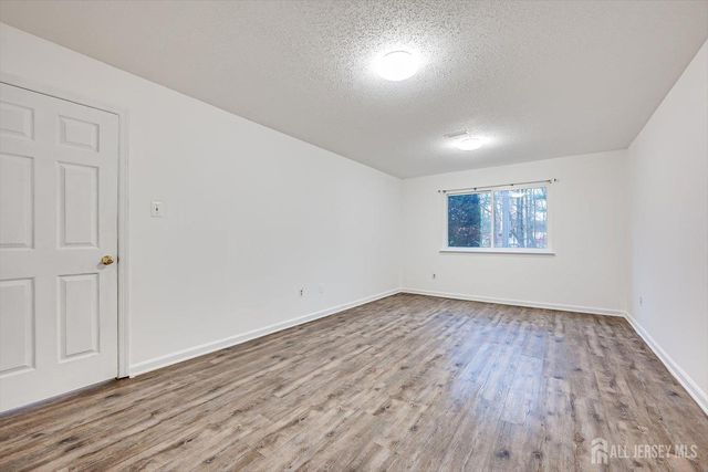 1116 Edison Glen Terrace, Edison, NJ 08837