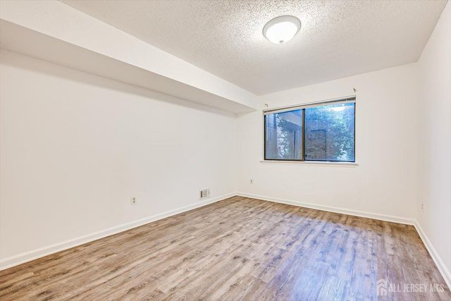 1116 Edison Glen Terrace, Edison, NJ 08837