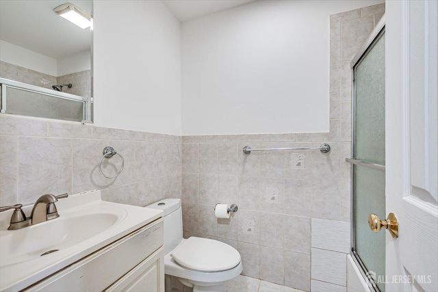 1116 Edison Glen Terrace, Edison, NJ 08837