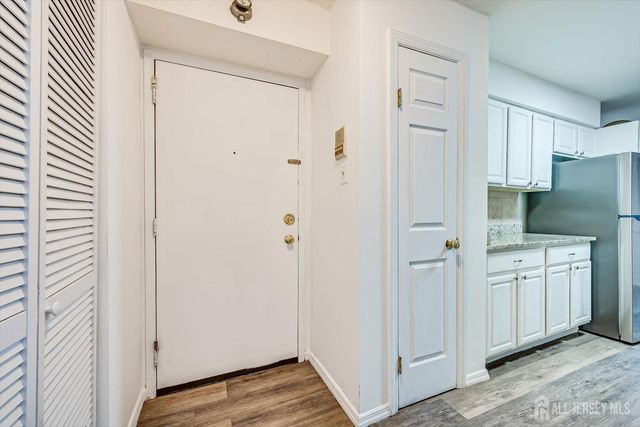 1116 Edison Glen Terrace, Edison, NJ 08837