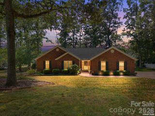 712 Wildwood Drive, Salisbury, NC 28146