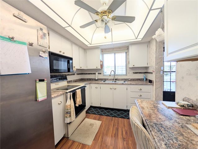 3624 LAKE BAYSHORE DRIVE K-303, Bradenton, FL 34205