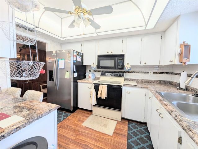 3624 LAKE BAYSHORE DRIVE K-303, Bradenton, FL 34205