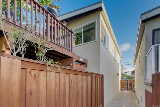 4565 NARRAGANSETT Avenue, San Diego, CA 92107