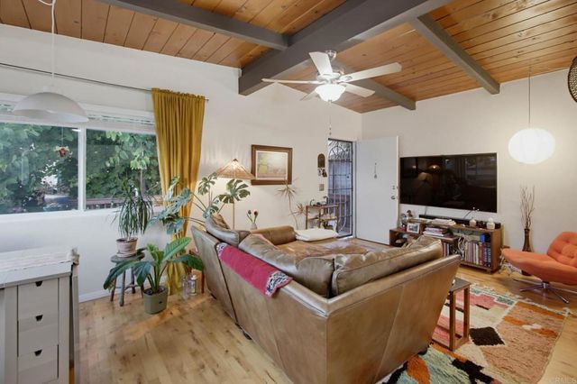 4565 NARRAGANSETT Avenue, San Diego, CA 92107