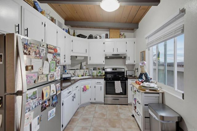 4565 NARRAGANSETT Avenue, San Diego, CA 92107