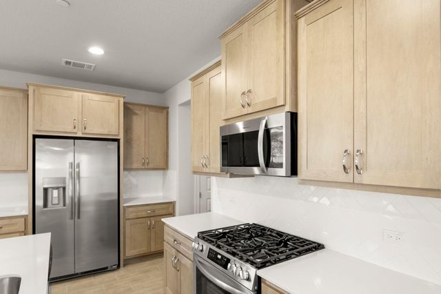 2605 Sam Bass RD 104, Round Rock, TX 78681