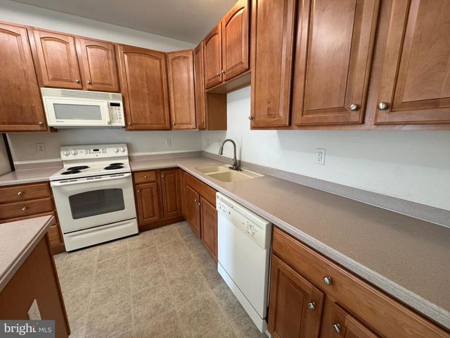 32 TRIBUTARY LN, Millville, DE 19967