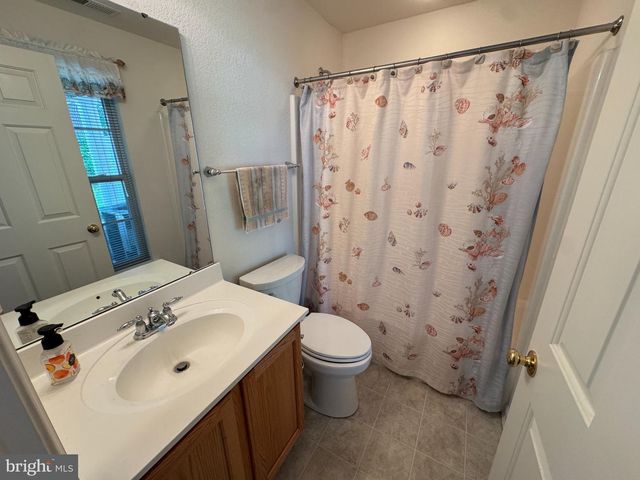 32 TRIBUTARY LN, Millville, DE 19967