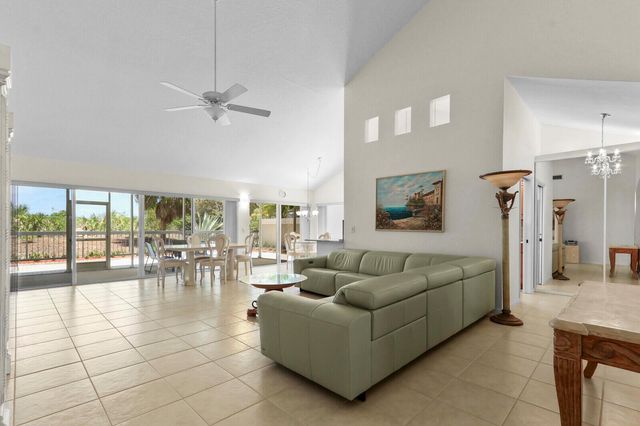 327 Ridge Road, Jupiter, FL 33477