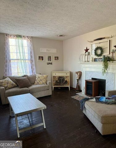 47 Mathis Lake Road, Thomaston, GA 30286