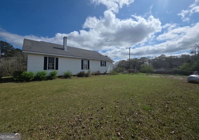 47 Mathis Lake Road, Thomaston, GA 30286