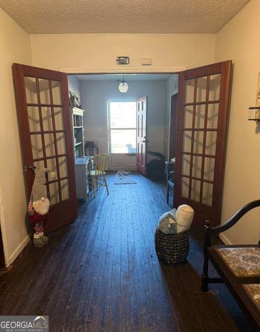 47 Mathis Lake Road, Thomaston, GA 30286