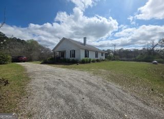 47 Mathis Lake Road, Thomaston, GA 30286